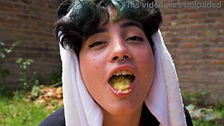 Lara's picnic turns into full vomit barf fetish movie. Outdoor teen solo.