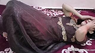 Married indian couple having fun fun fun mai chudai with hardcore fucking and creampie.