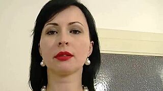 i dominate that brunette babe with my milf tits and pussy