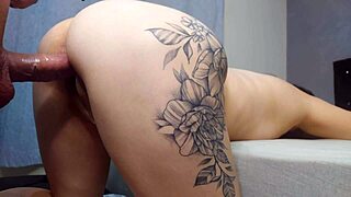 Esposa Traidor Fode O Amigo De Seu Marido Enquanto Ele Sai