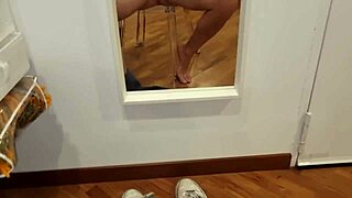 Arrapato e sexy sborrata molto intensa - cazzo italiano enorme