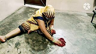 Indian desi maid fucking big cock with Hindi audio, deepthroat included