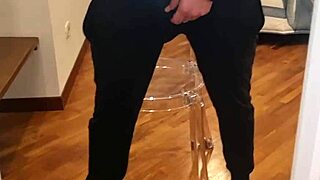 Arrapato e sexy sborrata molto intensa - cazzo italiano enorme