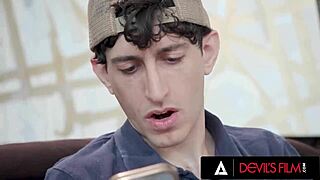 i catch my stepson fapping and finish him