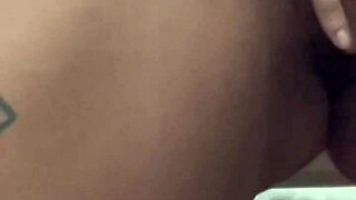 I Made My Girlfriend Squirt HARD In Homemade Video