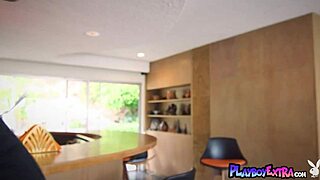 Hey, blonde milf jessa rhodes strips to show shaved pussy