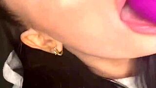 teen american exchange student solo masturbation on webcam, squirting hard