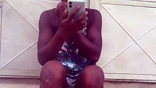 Crazy bitch keeps twerking in her clothes until she chooses to twerk completely naked