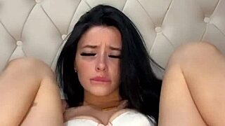 Horny American Student Squirts Intensely