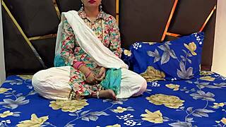 Full video: Devar and Bhabhi flirt, she wants to get pregnant with Devar, real orgasm during hard fucking in Hindi audio! 😏