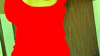 when i saw my friend's wife, my dick got hard with desire, do you want to fuck me on video call?