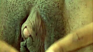 that brunette has such delicious tits and pussy, wow