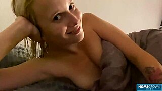 gorgeous babe got her pussy stretched by a massive cock 😍