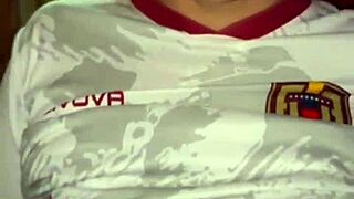 Come masturbate with me to help Colombia win the Copa America.