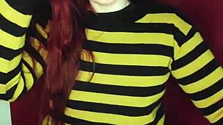 She Says, 'Your Nudes Made Me Hot, Now I'm Coming With My Butt Plug'