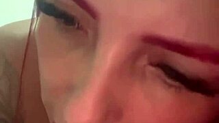 Em Ligação Na Pizzaria E Levando Pau Na Buceta Ao Mesmo Tempo