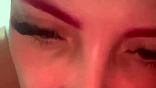 Em Ligação Na Pizzaria E Levando Pau Na Buceta Ao Mesmo Tempo