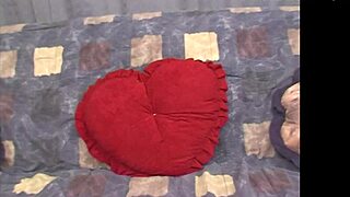 hot milf petra wanks her pussy after work