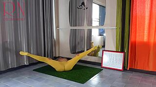 regina noir yoga in yellow tights doing yoga in the gym a girl without panties is doing yoga 2