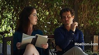 The spark is alive - Robby Apples and Evelyn Claire in hoedom