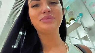 russians have fun stretching and fingering on webcam 😜