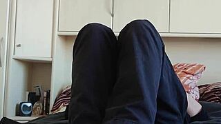 White Sneaker Socks on Chubby German Feet in Homemade Video