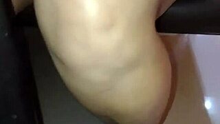 i meet my best friend's mom on the street and she strips for me