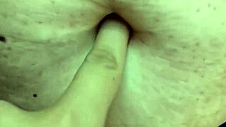 exploring a milf's navel during a relaxing massage session with amateurs