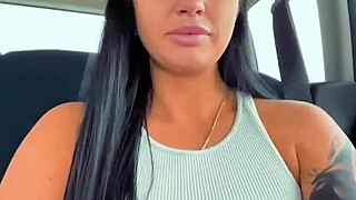 russians have fun stretching and fingering on webcam 😜