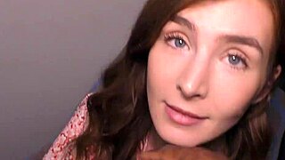 Katie Cooper Finds BBC in Hotel Lobby!