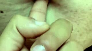 exploring a milf's navel during a relaxing massage session with amateurs