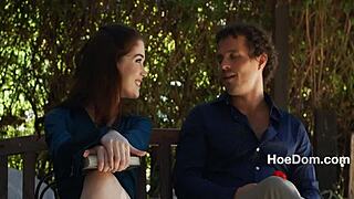 The spark is alive - Robby Apples and Evelyn Claire in hoedom