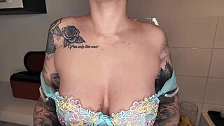 Jsem nadržená sleduj mě a piš zdarma