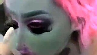 Intense deepthroat sucking by slutty alien