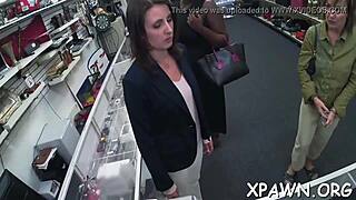 camera is focusing on an non-professional