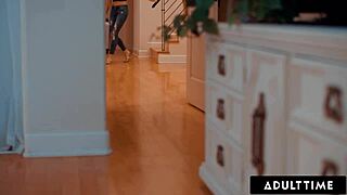 adult time - aidra fox seduces bestie kenna james for romantic lesbian fuck french subtitles