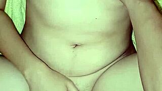 Sexy teen fucks after bath in homemade couple video