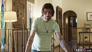 Australian Stepsister Holly Day Wants To Play Doctor With American Stepbro