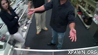 camera is focusing on an non-professional