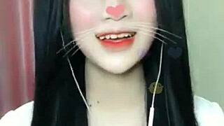 Gái Việt Xinh Livestream Uplive