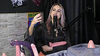 loira explains how to do good anal sex demonstrates her blowjob and moan when inserting in the ass - kyra sex sheer red