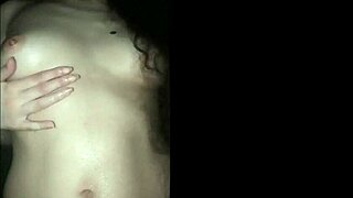 Teen college girl shares her homemade wet pussy fucking experience with amateurs