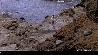 Leticia Bredice Stars in Almejas y Mejillones 2000