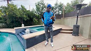 Redhead Busty Cougar Peaches Wet Pussy Fucked By Rome Major