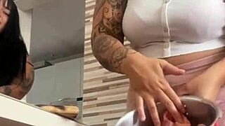 i called my friend with big pussy to flash her ass during lunch.