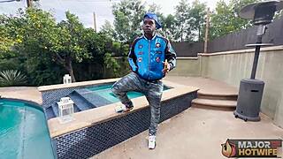 Redhead Busty Cougar Peaches Wet Pussy Fucked By Rome Major