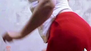 Calcinha Marcando Na Coroa: A Cultural Reference.