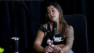 i don't do your type, i kissed a famous guy and started fucking nude, now i want two bi men