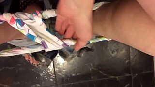 My Pretty Pierced Pussy Peeing!