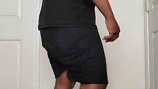 good morning routine involves undressing and spreading buttocks wide open